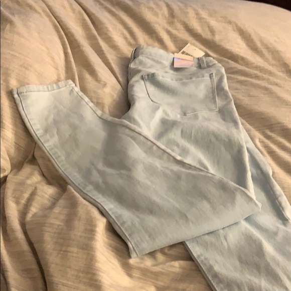 Blue jeans - Picture 3 of 3